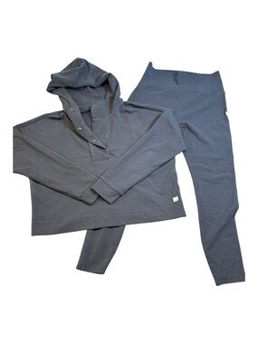 Vuori Women's Slate Gray Hooded Pullover Sweatshirt